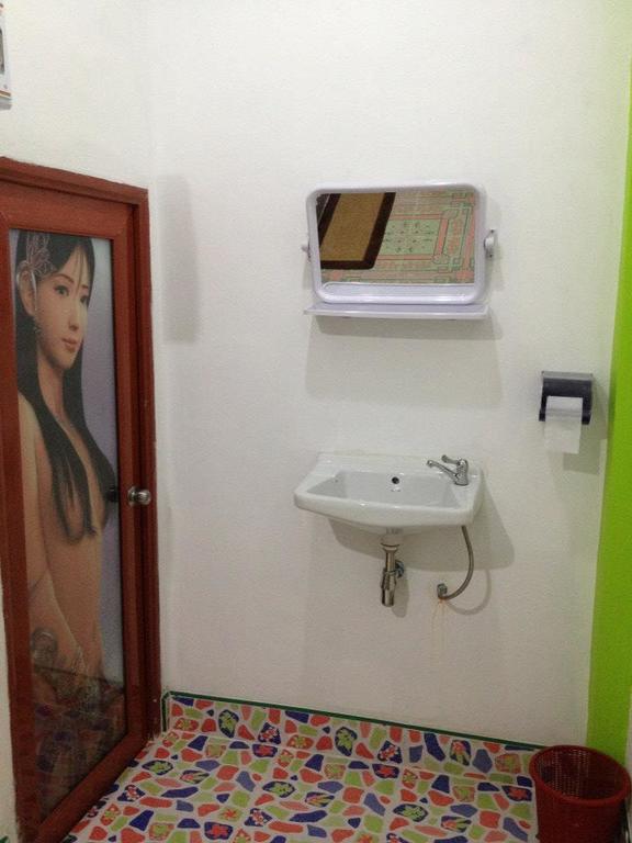 Jidapha Rooms Khlong Thom Buitenkant foto
